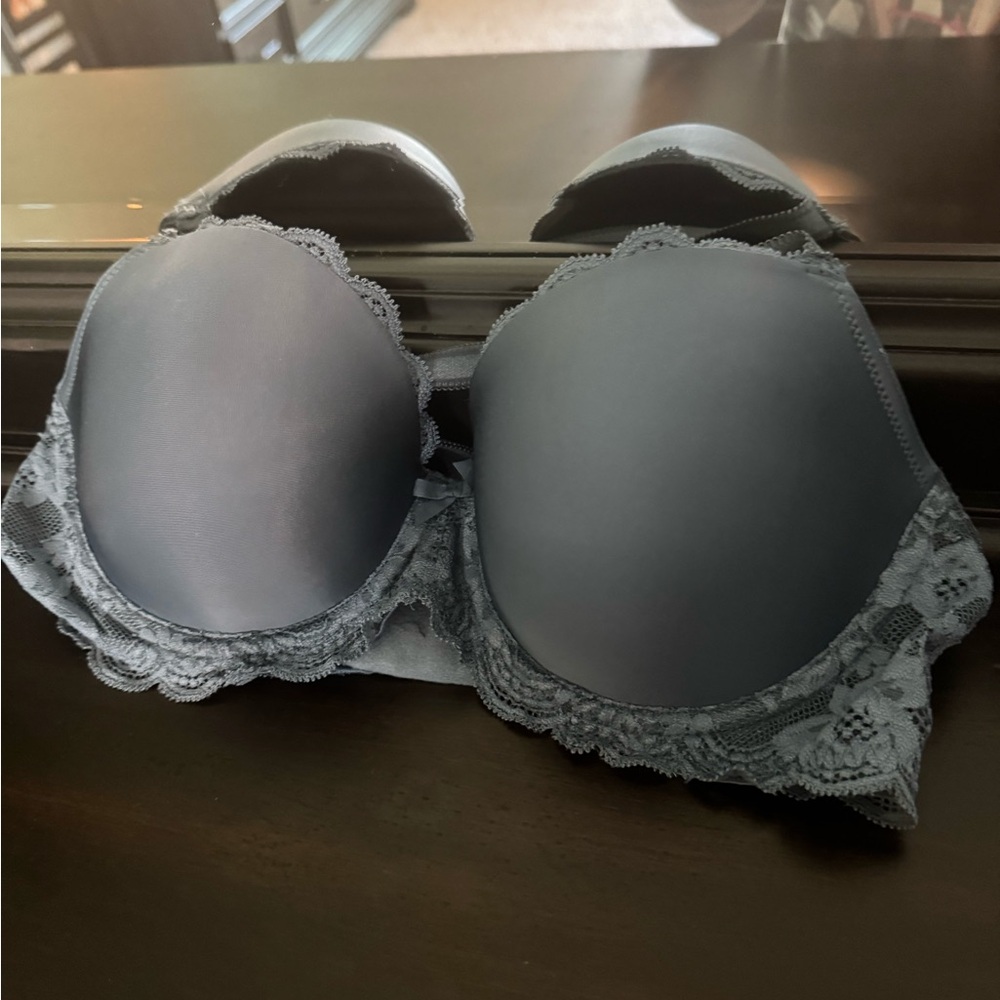 Victoria’s Secret bra